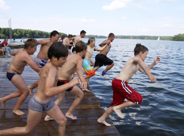 За сім місяців поточного року на закарпатських водоймах загинуло 17 осіб