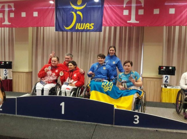Закарпатка Надія Дьолог стала бронзовою призеркою етапу Кубка світу з фехтування на візках