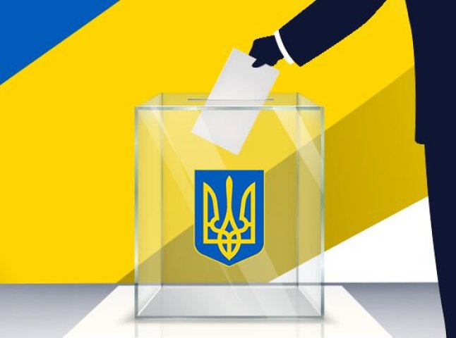Хто балотується на посаду міського голови Ужгорода: список