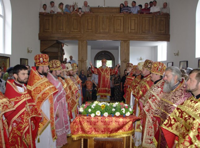 Владика Феодор очолив богослужіння з нагоди престольного свята в Свято-Пантелеймонівському монастирі (ФОТО)