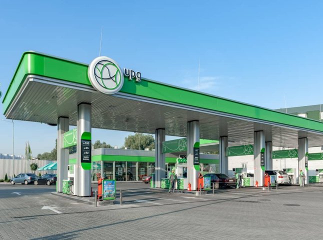 Велика мережа АЗС зробила заяву для водіїв з уточненням правил паливного кешбеку