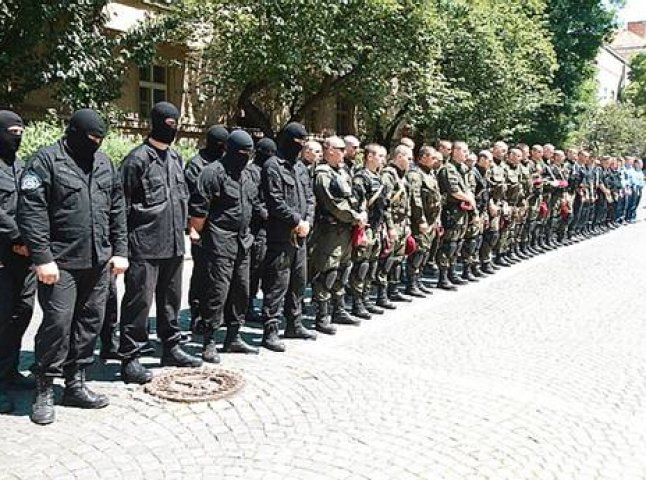 Боронити державу на Схід України відправились більше шістдесяти закарпатських міліціонерів