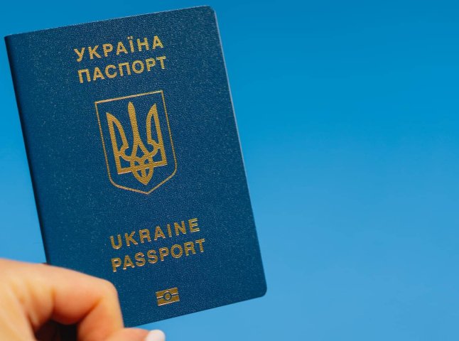 Буде вже з 19 серпня: українцям озвучили важливу новину про паспорти