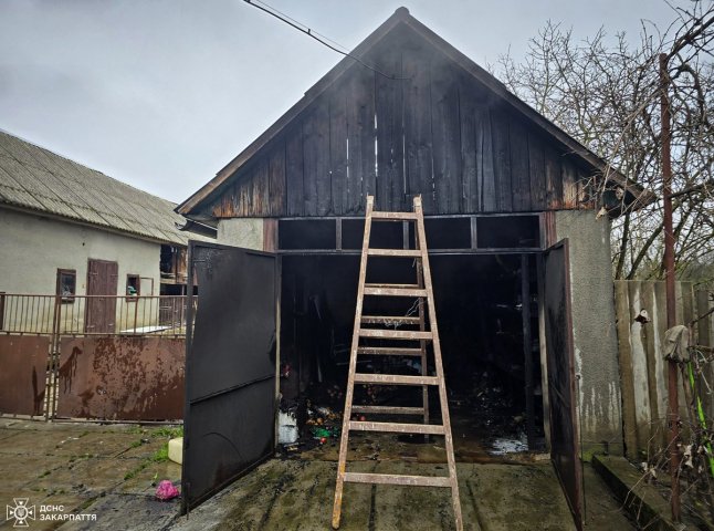 На Ужгородщині й Мукачівщині рятувальники ліквідували пожежі