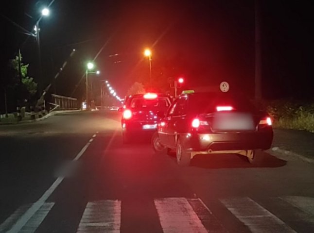 Патрульні показали, як водій порушив ПДР у Мукачеві