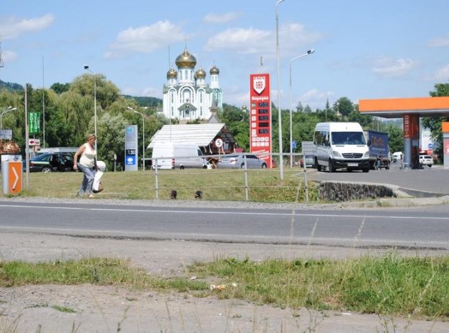 З’явились фото із місця перестрілки у Мукачеві