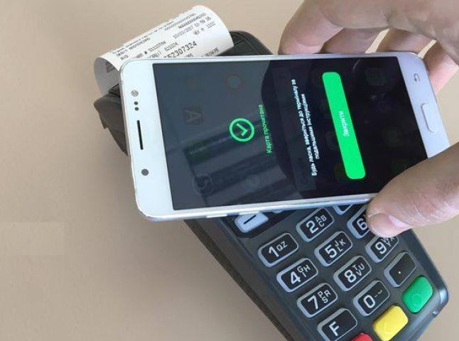 ПриватБанк опублікував нові правила оплати за допомогою картки або смартфона