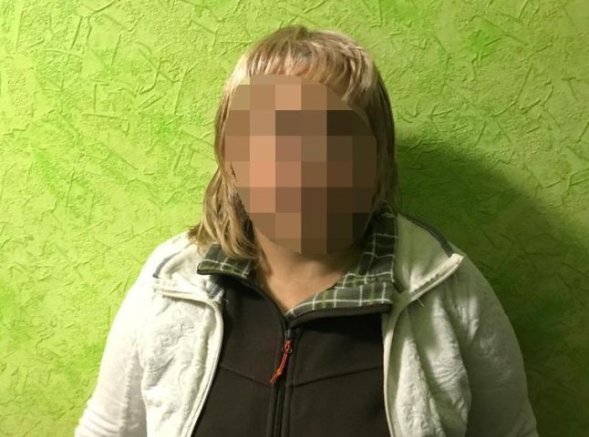 В одному з мікрорайонів Мукачева жінка продавала наркотики