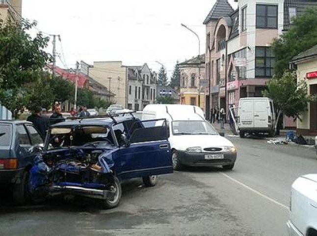 На світанку у Хусті сталася смертельна ДТП