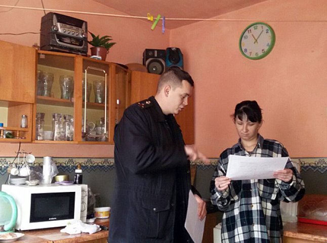Мукачівські рятувальники навчали громадян правилам безпеки життєдіяльності