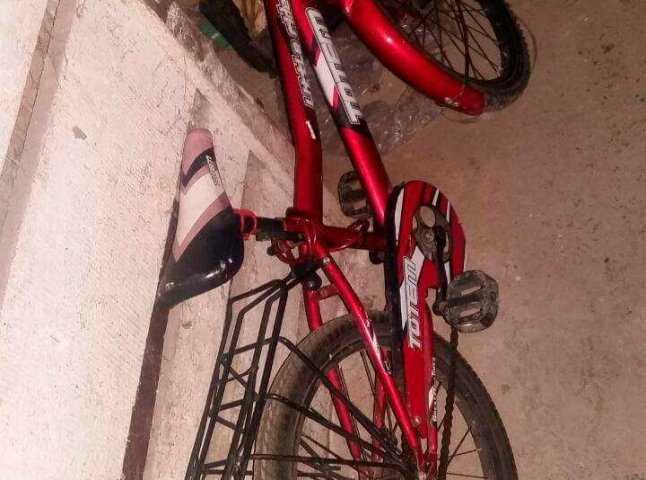 В Ужгороді зловмисник намагався поцупити дитячий велосипед