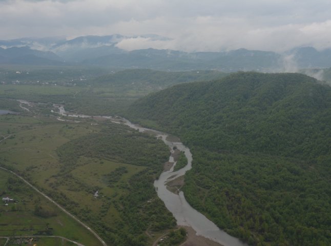 На річках Закарпаття підвищений рівень води