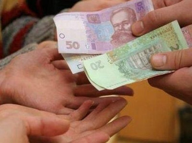 На Закарпатті заборгованість по зарплаті сягає понад 4 млн грн
