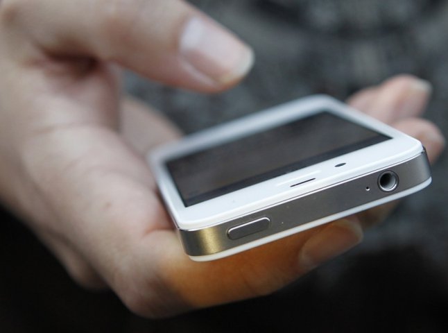 Поліція підозрює депутата Мукачівської міської ради в крадіжці телефону