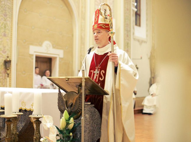 Відбувся урочистий інгрес нового єпископа Миколи Петра Лучка
