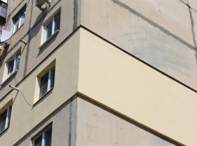 У Мукачеві планують відремонтувати дахи кілької багатоповерхівок