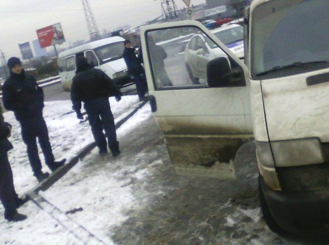 Поліція розповіла деталі затримання у Мукачеві водія-наркомана