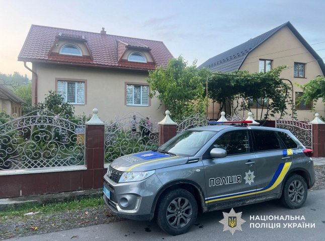 Приїхав і почав стріляти: на Закарпатті намагались вбити чоловіка Приїхав і почав стріляти: на Закарпатті намагались вбити чоловіка