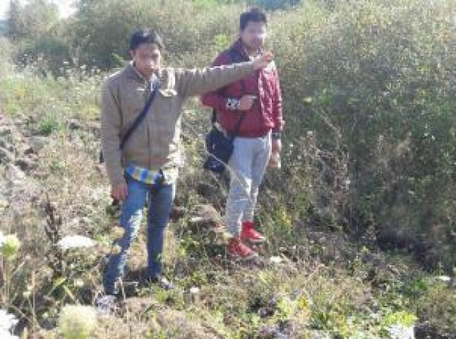 За 40 метрів від кордону з ЄС прикордонники затримали двох індійських мігрантів