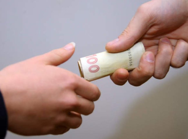 Виборцям пропонують 300 гривень лиш за те, щоб вони не йшли на вибори, – кандидат в мери Мукачева