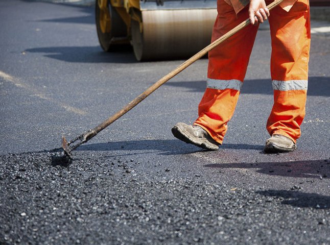 Аварійний міст поблизу ринку «ГІД» відремонтують