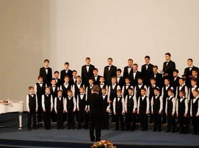 Мукачівська хорова школа хлопчиків та юнаків розпочинає новорічно-різдвяний цикл концертів