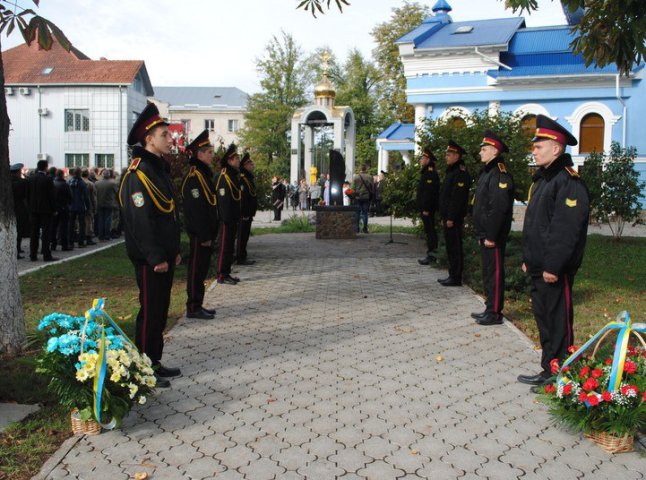 У День захисника України мукачівці помолились за загиблих бійців АТО
