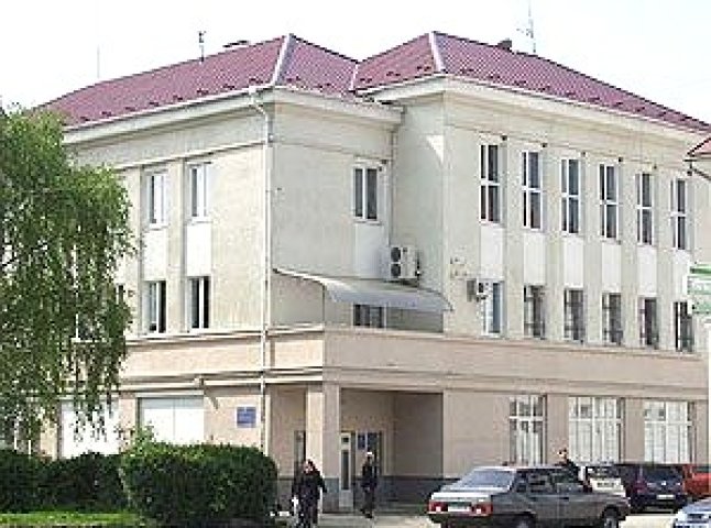 Колектив обласної бібліотеки схвально сприйняв рішення депутатів обласної ради