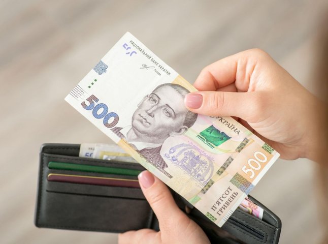 В Україні порахували, коли номінальна зарплата буде 25 тисяч гривень