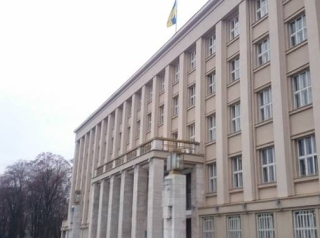 Жодної вибухівки у Закарпатській облраді не знайшли