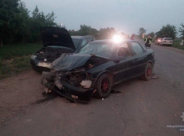 В Ужгородському районі зіткнулися два авто