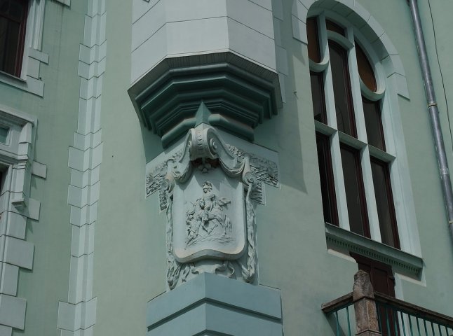 Мукачево має намір оновити герб міста