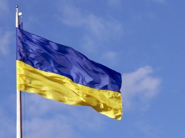 Із будівлі Обавської сільської ради вкрали прапор України