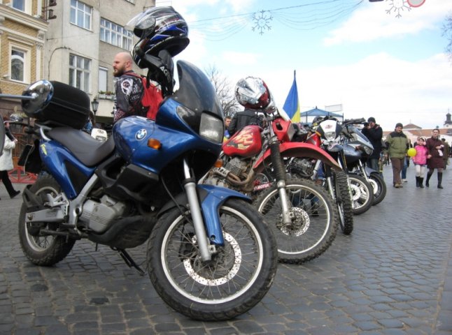 Ужгородські байкери за мир в Україні та єдину країну