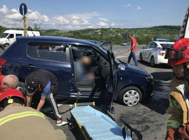 Поліцейські розповіли подробиці смертельної ДТП, яка сталася на Ужгородщині