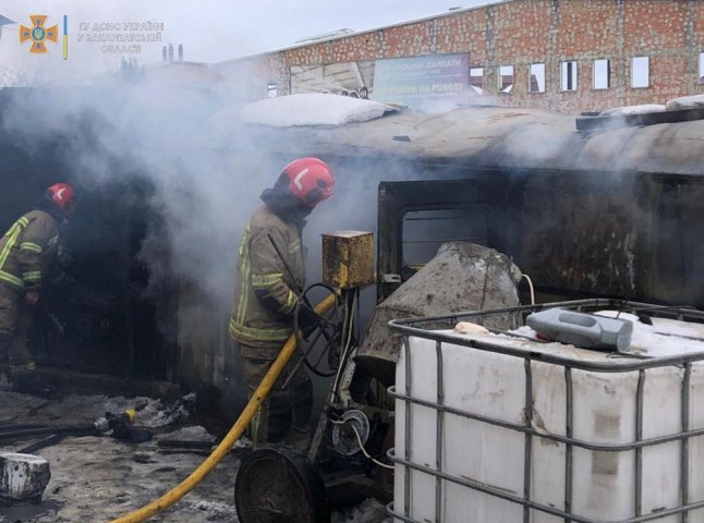 Три пожежі ліквідували рятувальники за минулу добу