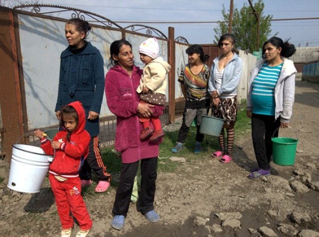 На допомогу ромській громаді Мукачева виділять 1,8 мільйона гривень
