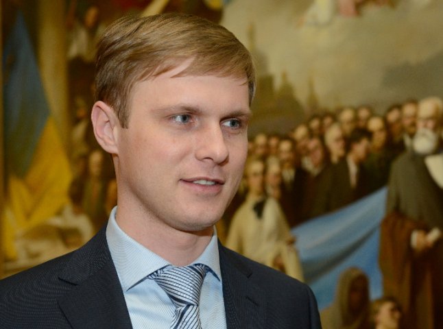 Опозиціонер Лунченко закликав закарпатських нардепів від регіонів вийти з фракції