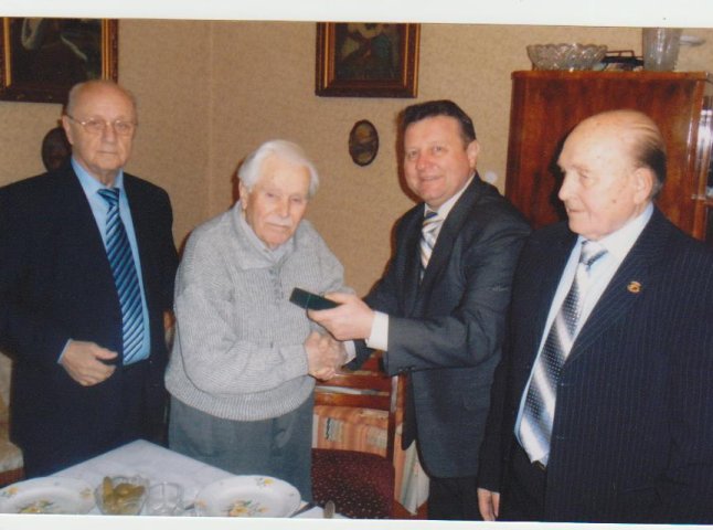 Почесному громадянину Мукачева Миколі Мешку – 90 років (ФОТО)