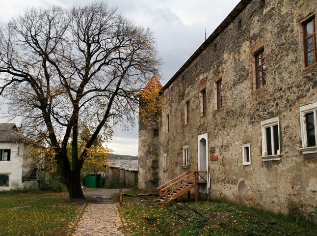 Чинадіївський замок "Сент-Міклош" запрошує на оригінальну подію