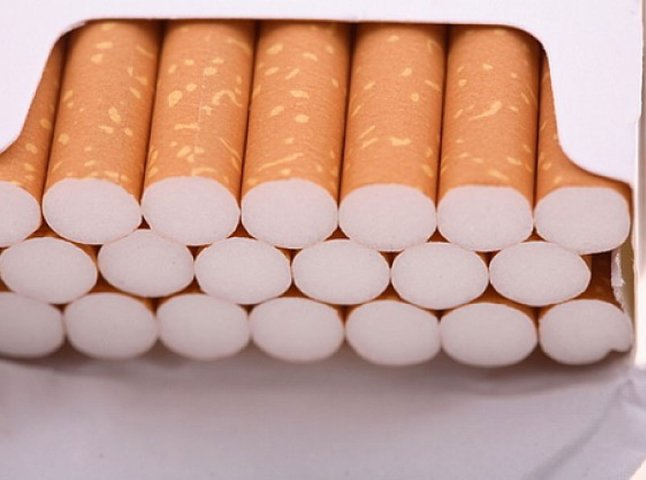 Закарпатські митники виявили рекордну кількість контрабандних цигарок