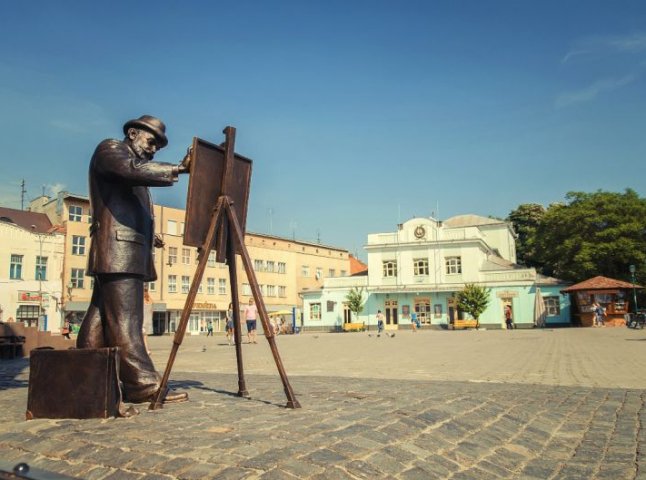 На площі Театральній в Ужгороді відбудеться "Фестивальний марафон"