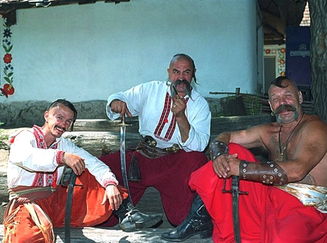 У Мукачеві пройшов фестиваль “Козацькому роду нема переводу”
