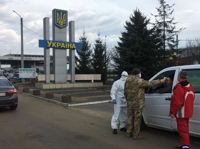 Як повернутися в Україну після 28 березня, — роз’яснення МЗС
