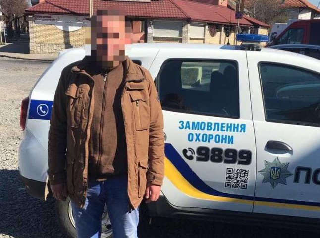 У Мукачеві затримали чоловіка, який знаходився у розшуку