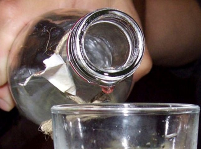 Підліток з Мукачівщини отруївся алкоголем