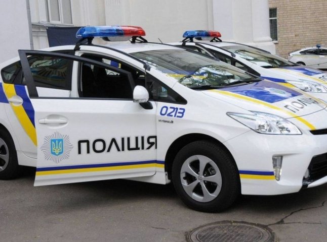 Патрульні повідомили про випадок, який стався на одній із вулиць Ужгорода