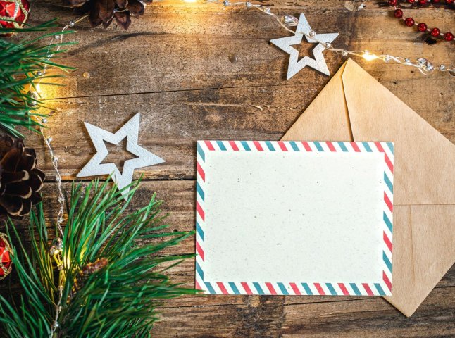 Не використовуйте «з наступаючим»: як правильно привітати з Новим роком українською