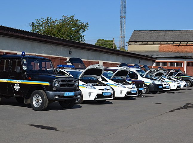 В Ужгороді перевірили технічний стан міліцейських автомобілів