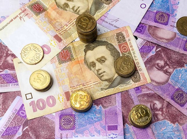 Як проіндексують пенсії з березня та хто тепер отримуватиме понад 4200 гривень